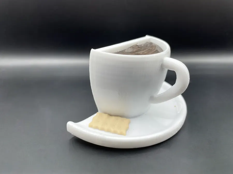 Mise en scène de Tasse de café aimantée