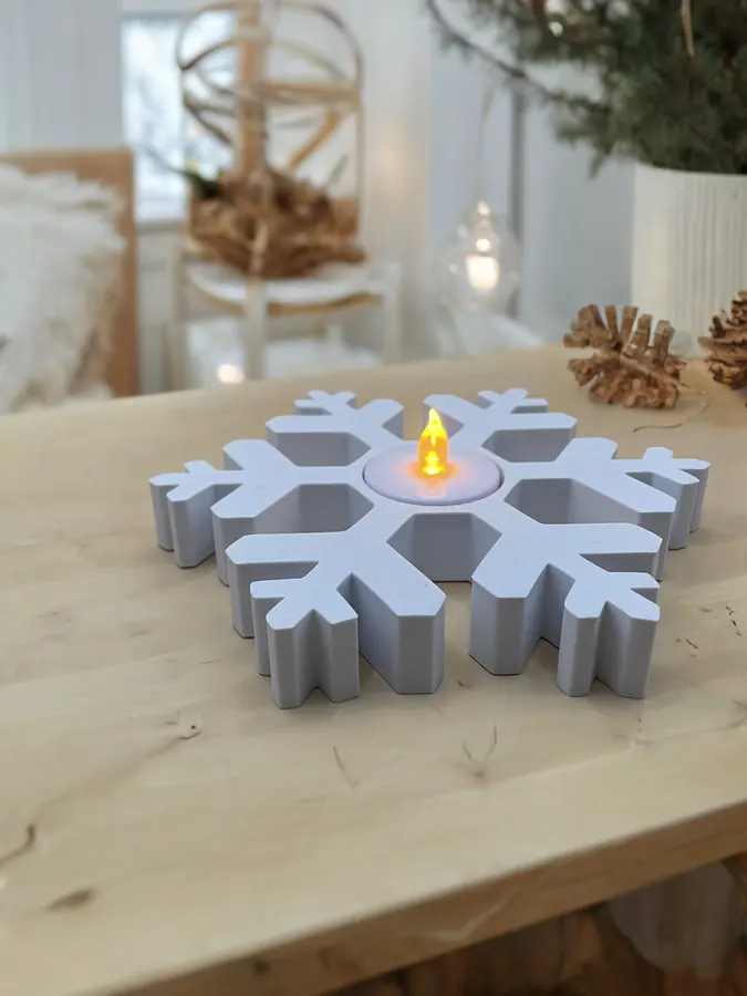 Porte-bougie flocon de neige imprimé en 3D, bougie LED incluse, ambiance hivernale.