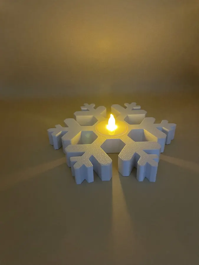 Porte-bougie flocon de neige imprimé en 3D, bougie LED incluse, ambiance hivernale.